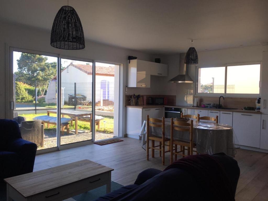 Maison Cosy A 400 M De La Mer! Saint-Vincent-sur-Jard Eksteriør billede